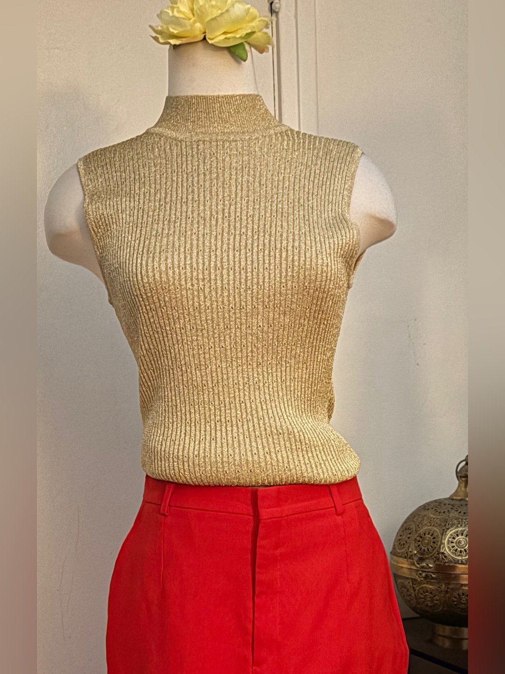 Vintage Caché, Gold Metallic, Ribbed Knit, Mock Neck, Sleeveless Top